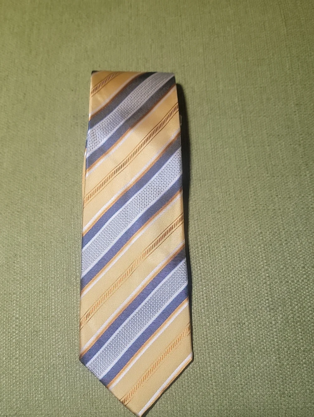 Bloomingdales Men's Striped Yellow and Gray Silk Tie - Classic Formal Accessory
